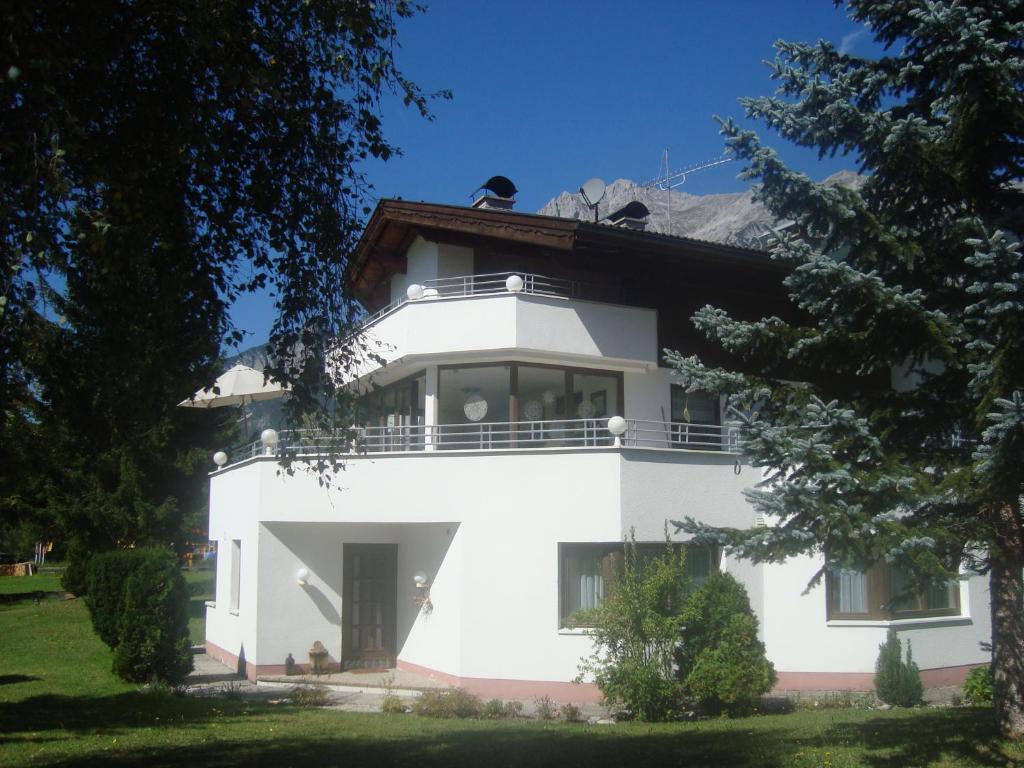 Haus Drescher Appartamento Obsteig Esterno foto