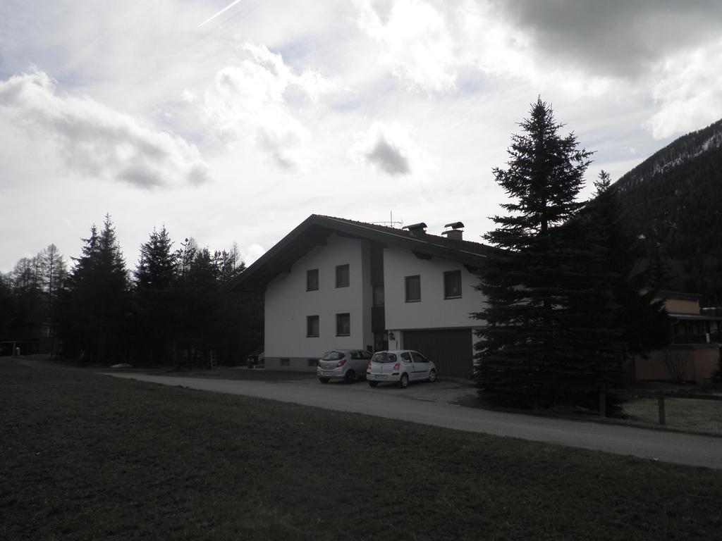 Haus Drescher Appartamento Obsteig Camera foto